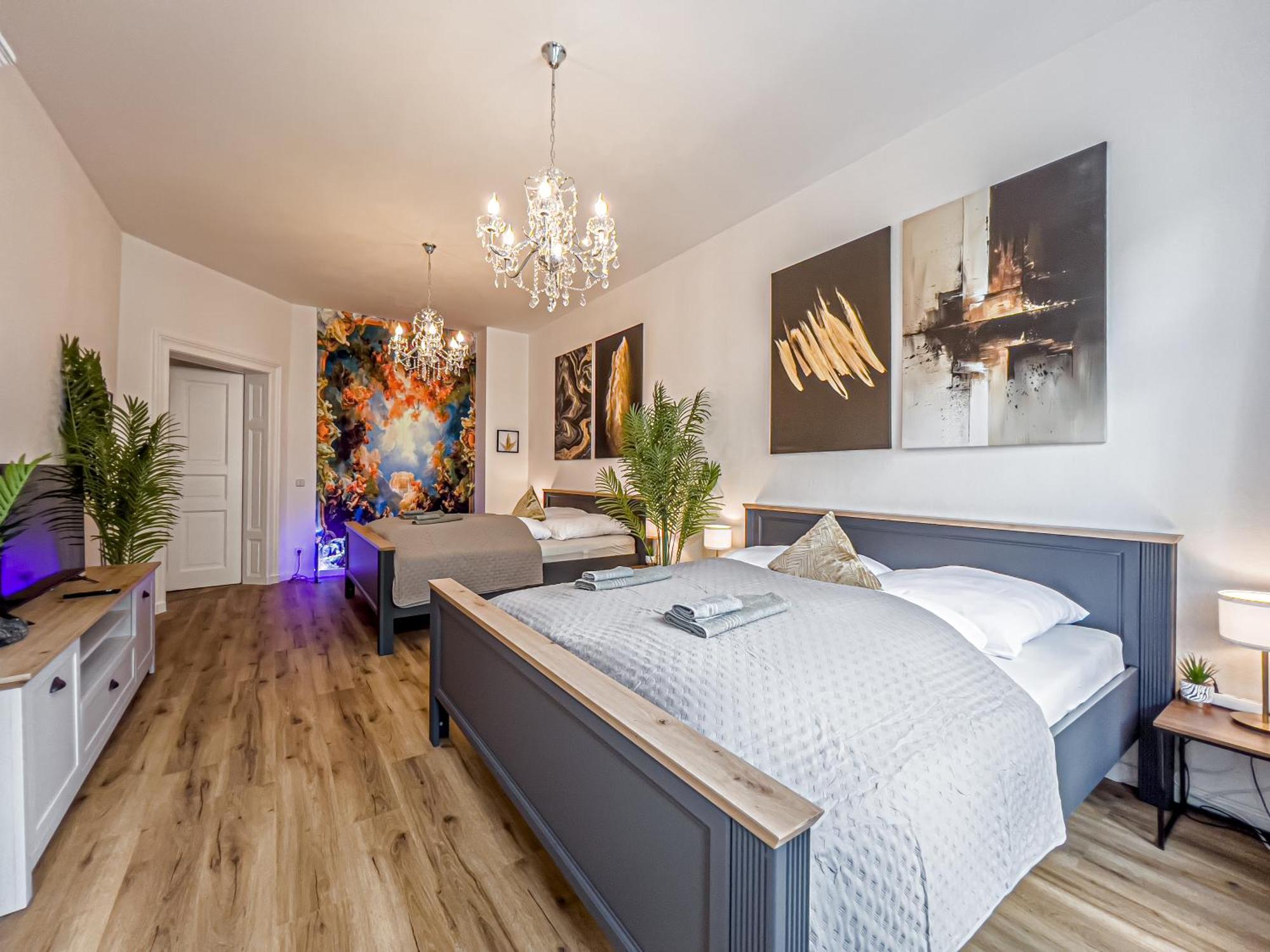 Grosse 3 Schlafzimmer Unterkunft Mit Kueche, Bad, Waschmaschine & Balkon Am Zoo Leipzig Bagian luar foto